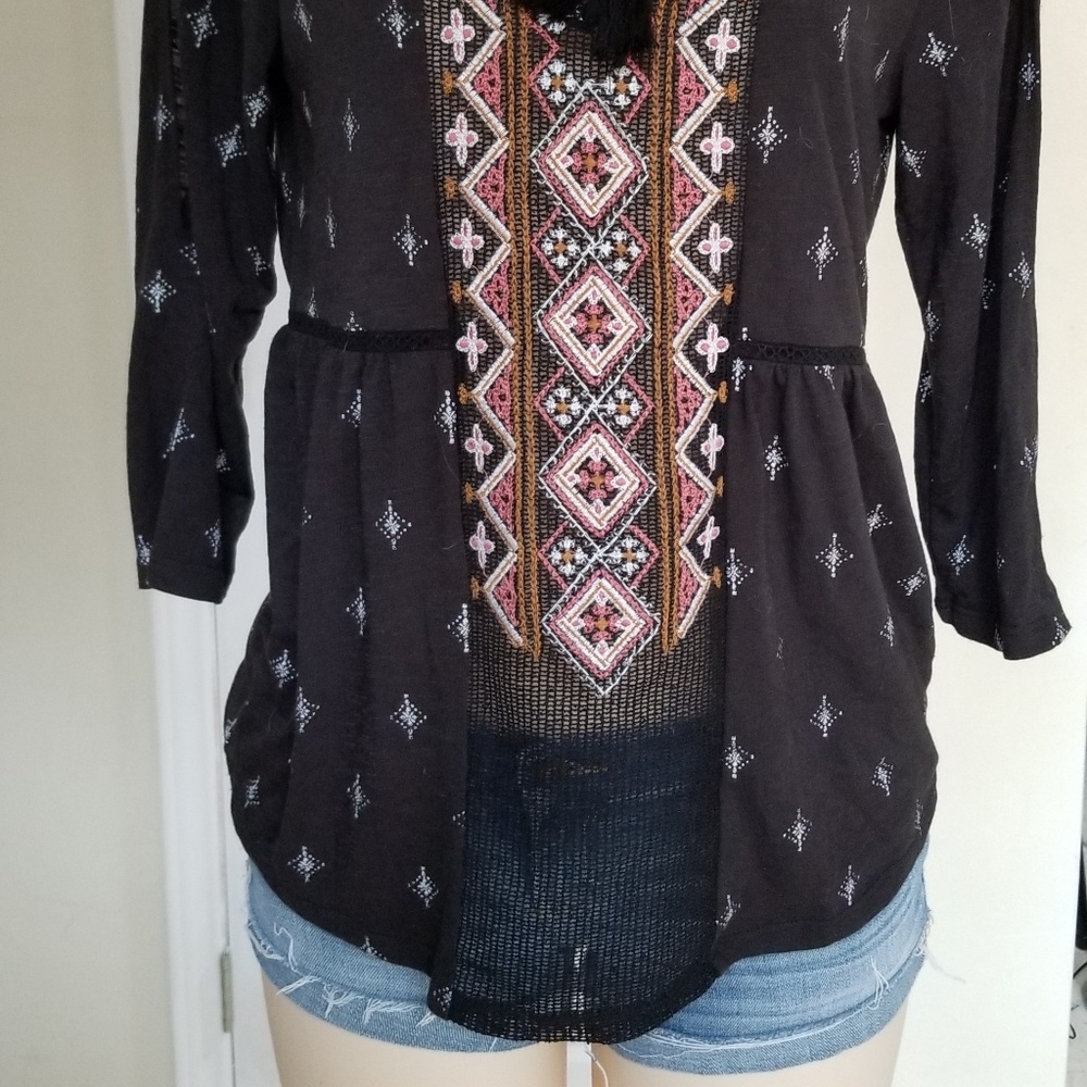 Maurices short sleeve top! - Picture 2 of 5
